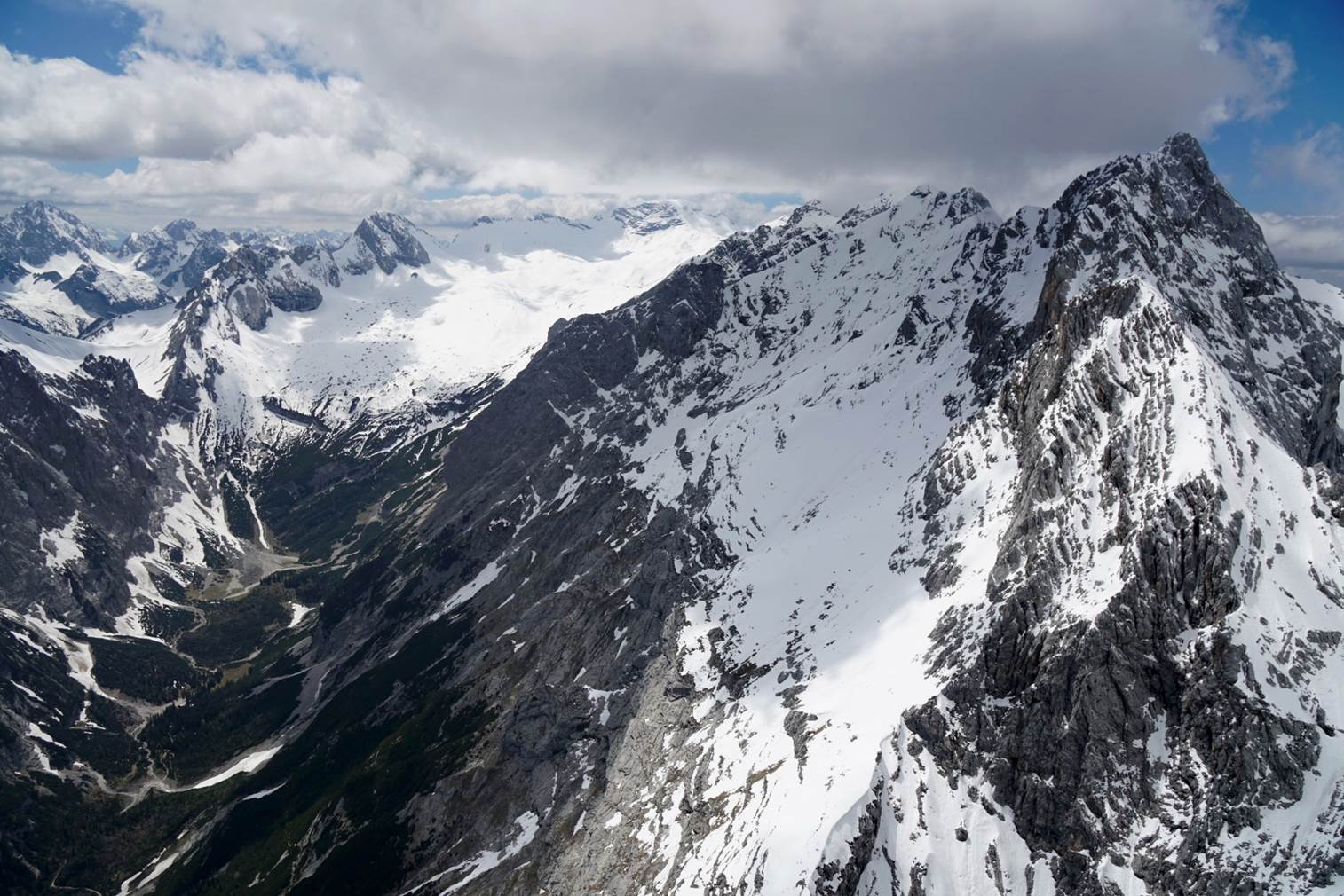 1438 Zugspitzplatt, Blassenspitze